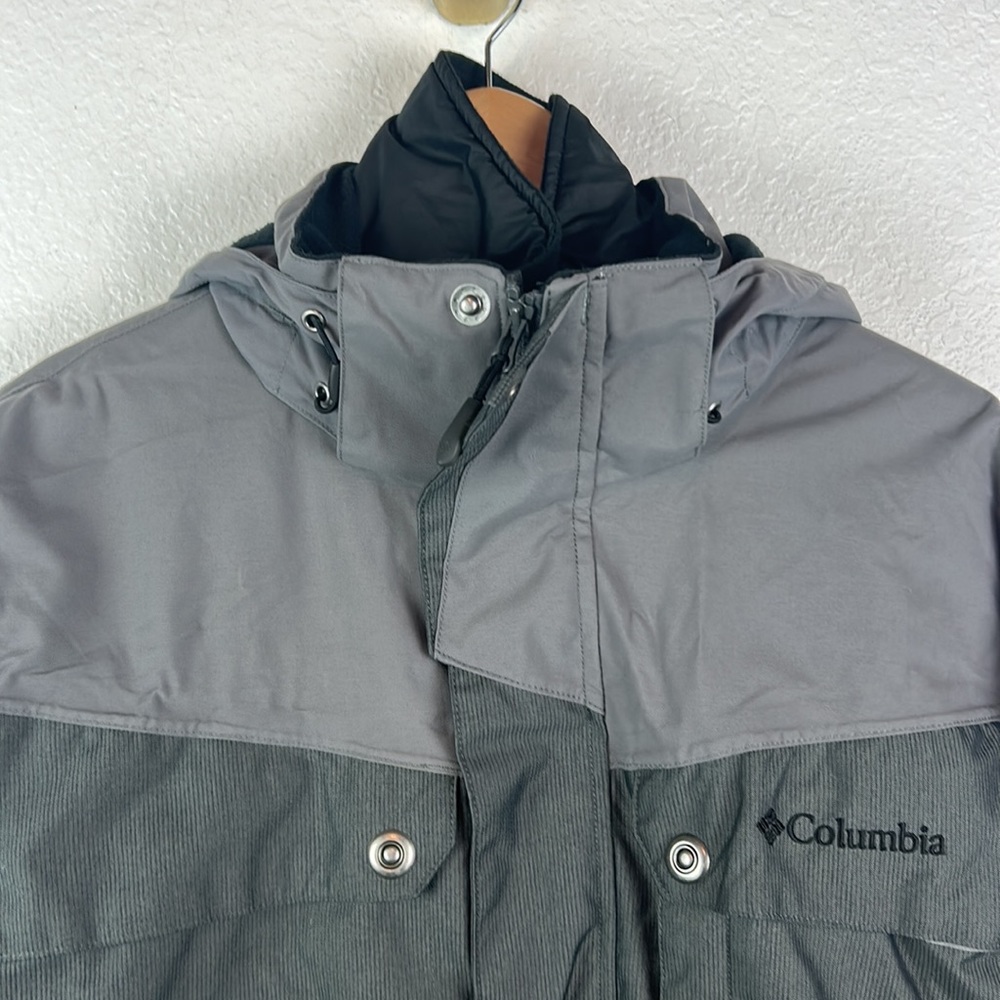 Columbia 2 in 1 lightweight puffer with Omni tech hood jacket large tall - Picture 3 of 14